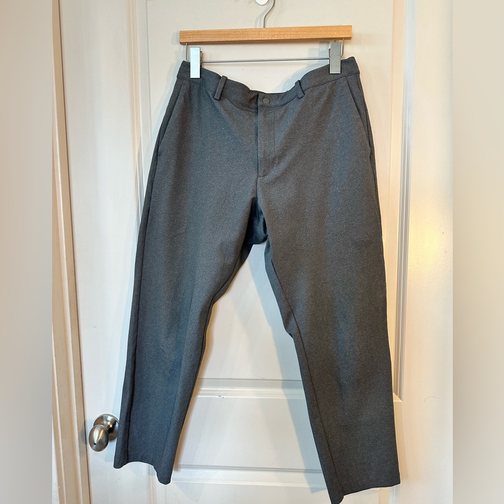 Uniqlo Charcoal Grey Stretch Tech Performance Slacks, Medium